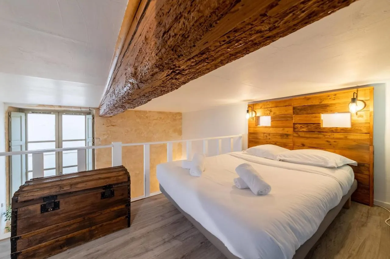 公寓 Chic Studio In The Heart Of Avignon公寓